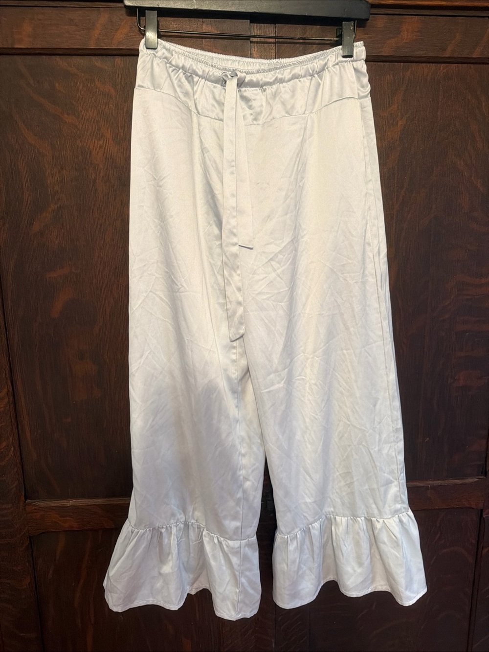 Plum Pretty Sugar Ruffle Capri Satin Pajama Bottom Medium